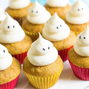 Mini Pumpkin Cupcakes, recipe, baking, blog, halloween, cupcakedailyblog
