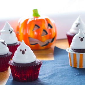 Red Velvet Boo Cupcakes