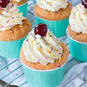 Raspberry Trifle Cupcakes